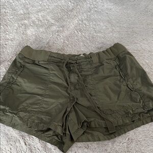 New without tags, Lou & Grey Forest Green Cargo Shorts